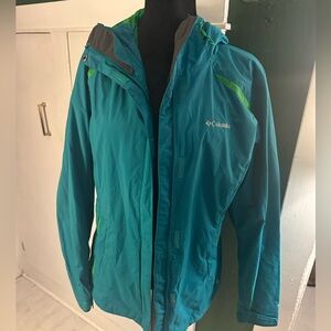 Women's Columbia jacket size medium.